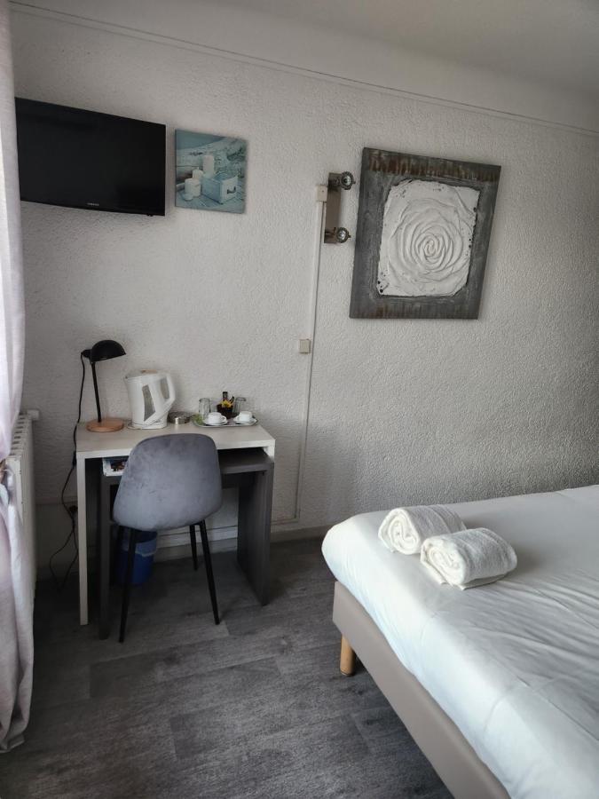 Logis Hotel Restaurant Les Charmettes Argelès-sur-Mer Eksteriør bilde