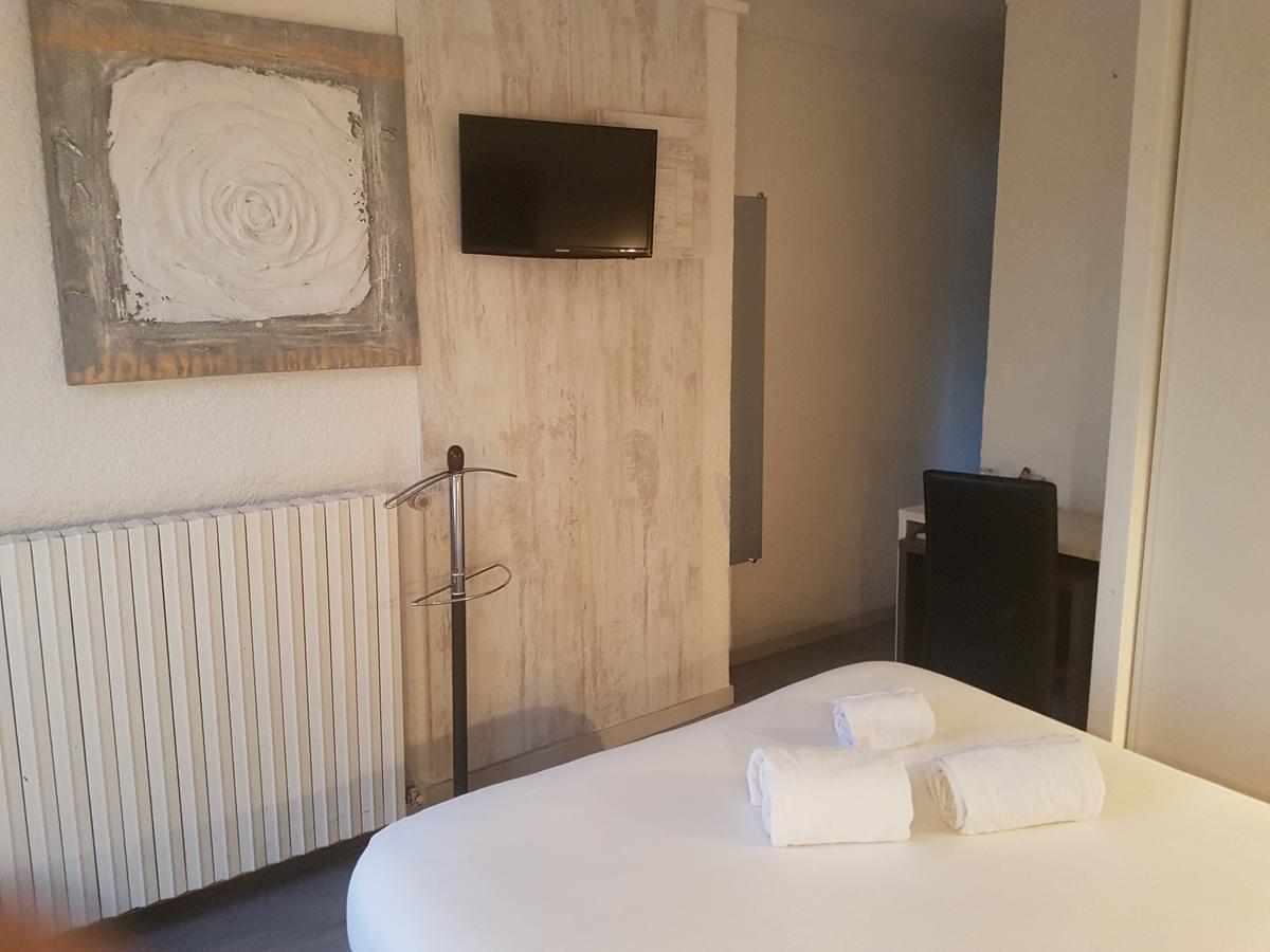 Logis Hotel Restaurant Les Charmettes Argelès-sur-Mer Eksteriør bilde