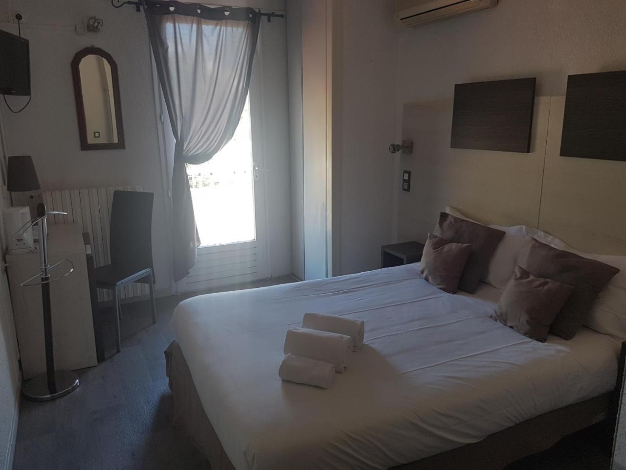 Logis Hotel Restaurant Les Charmettes Argelès-sur-Mer Eksteriør bilde